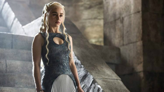 Da primeira à sétima temporada, a mãe dos dragões já mudou de estilo pelo menos quatro vezes. Foto: HBO/Divulgação Da primeira à sétima temporada, a mãe dos dragões já mudou de estilo pelo menos quatro vezes. Foto: HBO/Divulgação