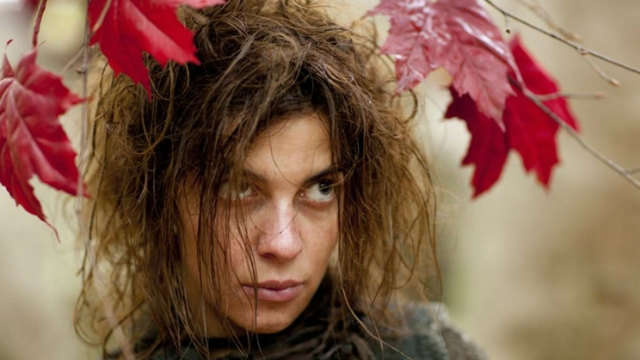 Natalia como a selvagem Osha em episdio de Game of Thrones. Foto: HBO/Reproduo