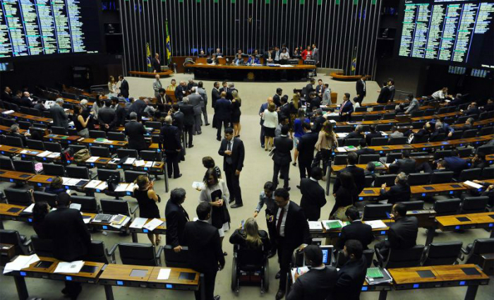 Legislativo ratificou proposta do Planalto para elevar rombo para R$ 150 bilhes neste ano e no prximo. Foto: Luis Macdo/Cmara dos Deputados 