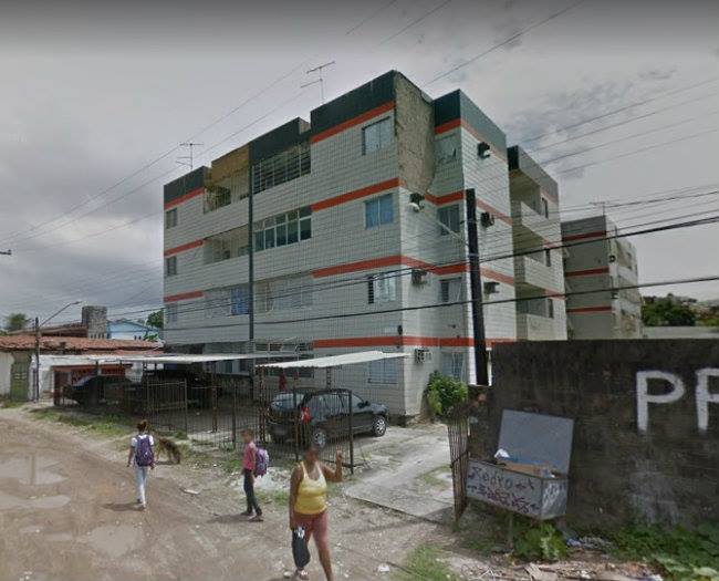 Defesa Civil recomenda obra urgente em prdio de Olinda. Foto: Google Street View/Reproduo