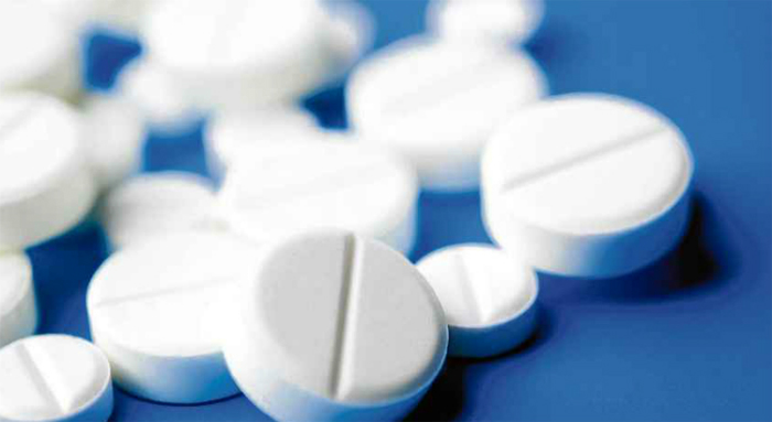 A pesquisa foi feita com doses de 75mg de aspirina: substncia vai perdendo a ao ao longo do dia quando ingerida apenas uma vez. Foto: Bayer AG/Divulgao