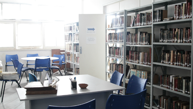 Acervo de biblioteca da sede da AIP ser transferido para o equipamento cultural. Foto: Alcione Ferreira/DP/D.A.Press