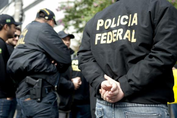 Cerca de 105 policiais federais cumprem mandados judiciais. Foto: Marcelo Camargo/Arquivo/Agncia Brasil