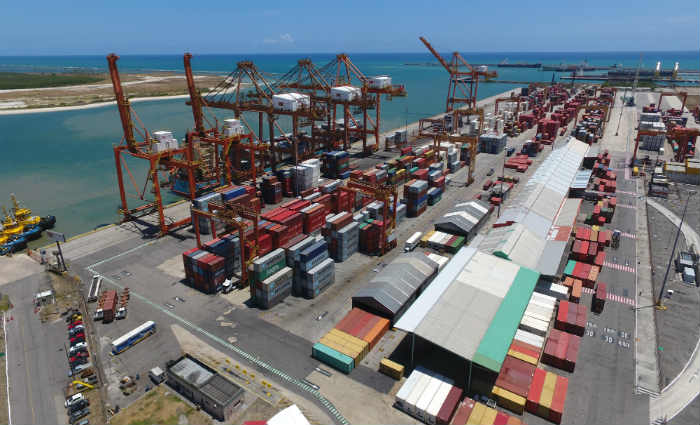 Atracadouro pernambucano continua na 4 posio entre os portos pblicos com maior movimentao de carga conteinerizada/Foto: Divulgao