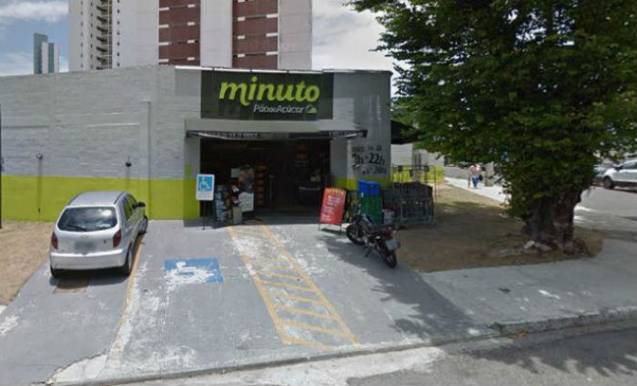 Supermercado  assaltado no bairro da Madalena, Zona Oeste do Recife. Foto: Reproduo/ Google Street View