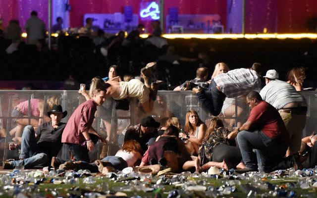 Foram mais de 50 mortos e centenas de feridos em ataque de Las Vegas. Foto: David Becker/Getty Images/AFP