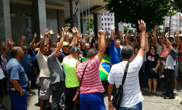 Trabalhadores dos Correios encerram greve. Foto:  SINTECT-PE/ Divulgao