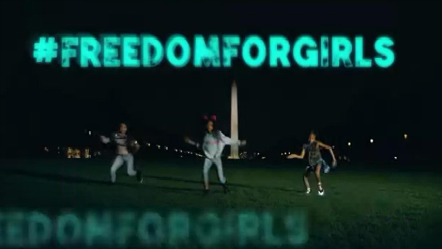Vdeo procura levantar a hastag #FreedomForGirls. Foto: YouTube/Reproduo