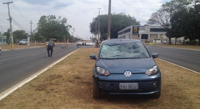 O acidente ocorreu na tarde de sábado (21), na 406/407 Norte. Foto: Josi Paz O acidente ocorreu na tarde de sábado (21), na 406/407 Norte. Foto: Josi Paz