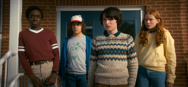 Na nova fase,personagens lidam com traumas aps os eventos ocorridos na primeira temporada de Stranger Things. Foto: Netflix/Divulgao