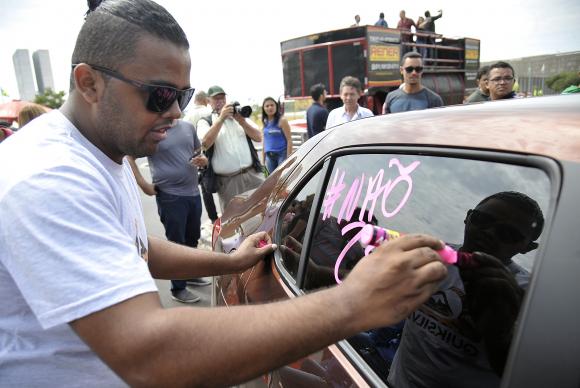 Motorista de  transporte por aplicativo diz no a projeto que regulamenta Uber. Foto: Marcello Casal Jr/Agncia Brasil