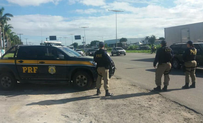 Operao Finados refora fiscalizao nas rodovias em Pernambuco. Foto: PRF/ Divulgao