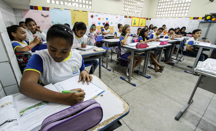 Bom desempenho garantiu  escola Lagoa Encantada ateno do poder pblico e recuperou a estima dos moradores locais. Foto: Rafael Martins/DP