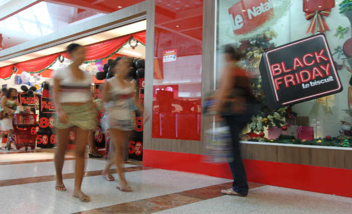 A edio 2017 da Black Friday acontece nesta sexta-feira (24). Foto: Nando Chiappetta/DP