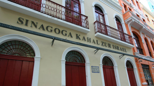 Sinagoga fica lozalizada na Rua do Bom Jesus, no Bairro do Recife. Foto: Paulo Paiva/DP