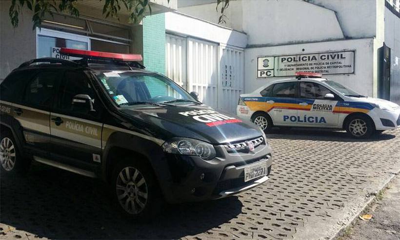 Agressor foi contido por um passageiro at a chegada dos guardas municipais. Foto: Edsio Ferreira/EM/D.A Press 