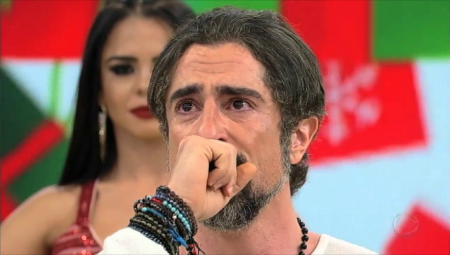 Marcos Mion segue no comando do polêmico reality show A Casa. Foto: Record/Divulgação Marcos Mion segue no comando do polêmico reality show A Casa. Foto: Record/Divulgação