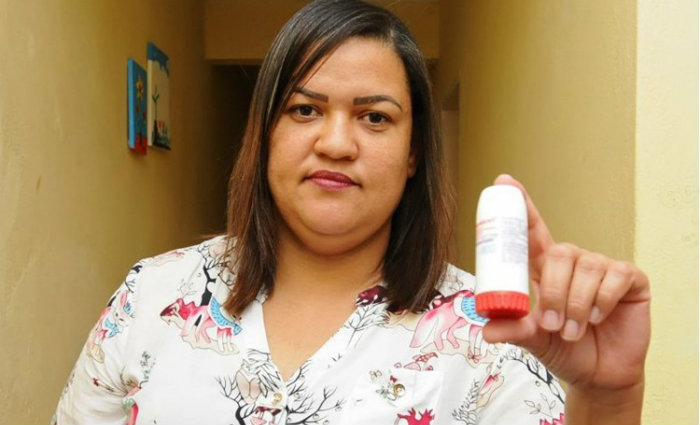 Adriana, 37 anos, tem crises de asma desde os 21: controle dirio. Foto: Barbara Cabral/Esp CB