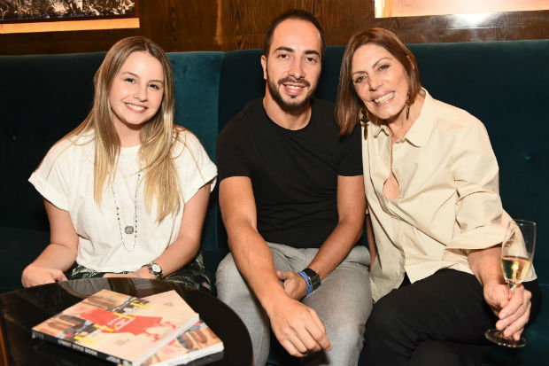 Laura Leite, Léo Fazio e Mila Moreira foram algum dos nomes que marcaram presença no evento. Foto: Lu Prezia/Divulgação Laura Leite, Léo Fazio e Mila Moreira foram algum dos nomes que marcaram presença no evento. Foto: Lu Prezia/Divulgação