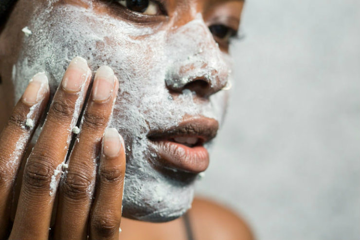Entre as cinco opções de máscaras gelatinosas, quatro têm composição vegana. Elas duram cerca de quatro meses. Foto: Lush/Divulgação Entre as cinco opções de máscaras gelatinosas, quatro têm composição vegana. Elas duram cerca de quatro meses. Foto: Lush/Divulgação