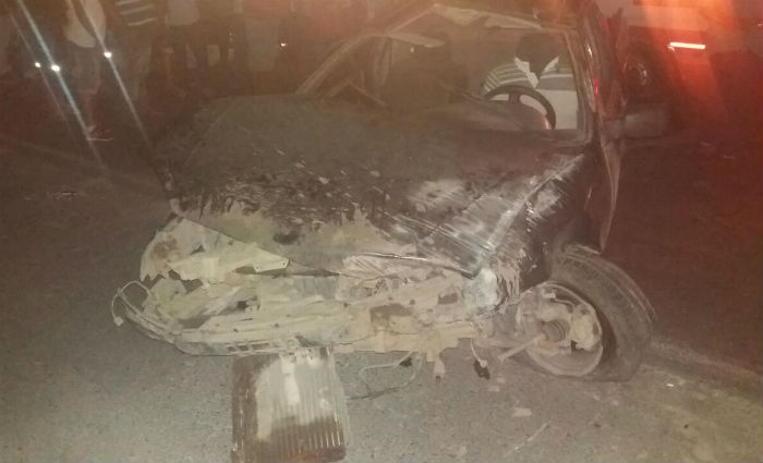 Motorista morre aps ser arremessado para fora do carro na BR-232, em Moreno. Foto: PRF/ Divulgao