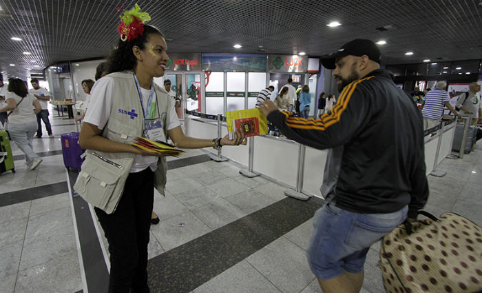 TIP e aeroporto recebem aes educativas sobre febre amarela. Foto: SES/ Divulgao