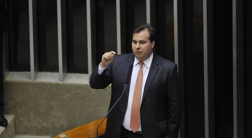 O presidente da Casa, Rodrigo Maia (DEM-RJ), quer colocar a matria em votao. Foto: Minervino Junior/CB/D.A Press