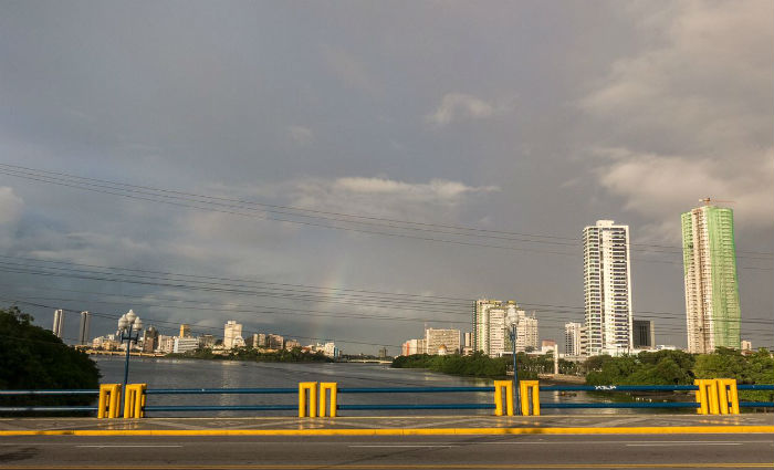 Apac prev chuva rpida isolada e fraca no Grande Recife. Foto: Ivan Dantas/ Cortesia