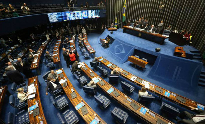 Durante a sesso, cinco oradores discursaram favoravelmente ao decreto, e cinco contra. Foto: Rodrigues Pozzebom/Agencia Brasil