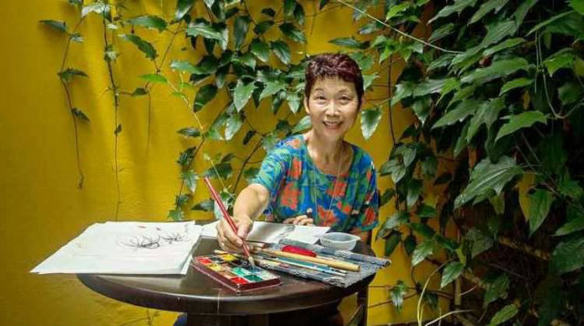 'Entendi que não adiantava ficar olhando para fora, eu tinha que buscar alguma coisa dentro de mim que me motivasse a contar', diz Lúcia Hiratsuka sobre sua obra. Foto: Amanda Perobelli/Estadão Conteúdo 'Entendi que não adiantava ficar olhando para fora, eu tinha que buscar alguma coisa dentro de mim que me motivasse a contar', diz Lúcia Hiratsuka sobre sua obra. Foto: Amanda Perobelli/Estadão Conteúdo