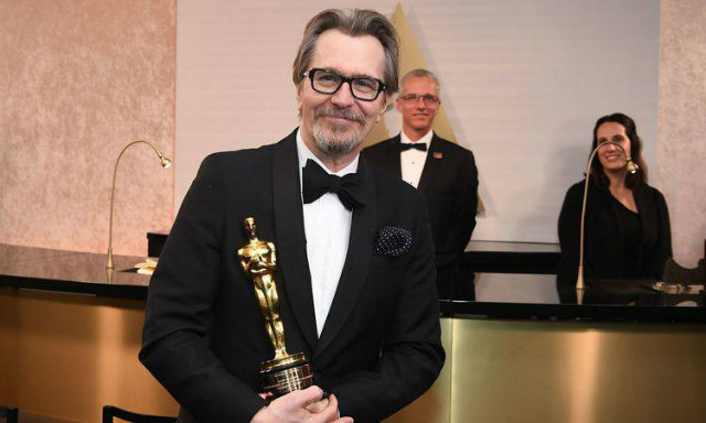 Gary Oldman recebeu o Oscar de Melhor Ator por O Destino de Uma Nao. Foto: Angela Weiss/AFP