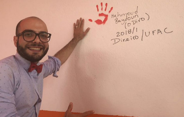 Mahmoud comemora aprovao na UFAC. Foto: Instagram/Reproduo