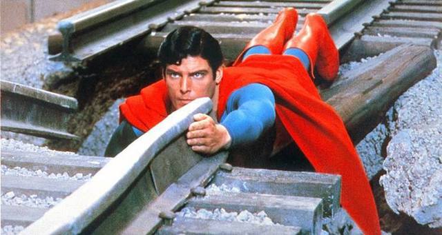Christopher Reeve interpretava o Superman nos longas de Richard Donner. Foto: Warner Bros/Divulgao)