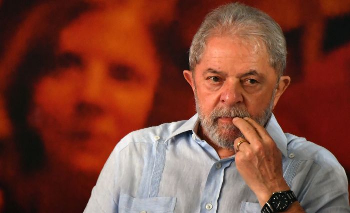 Dvida de Lula, do Instituto e da empresa de eventos seria de 15 milhes. J Okamotto, que  presidente do Instituto Lula, teria dbito de R$ 14 milhes. Foto: Nelson Almeida/AFP