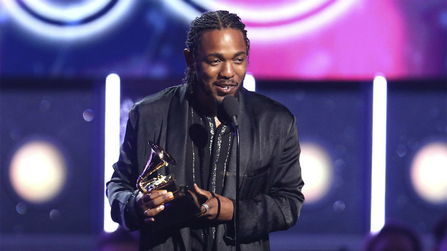 Neste ano, Lamar tambm ganhou o Grammy de Melhor lbum Rap do Ano por DAMN. Foto: CBS/Reproduo
