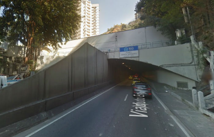 Tentativa de arrasto aconteceu dentro do Tnel Santa Brbara, no bairro das Laranjeiras, Zona Sul do Rio de Janeiro
Foto: Google Street View / Reproduo
