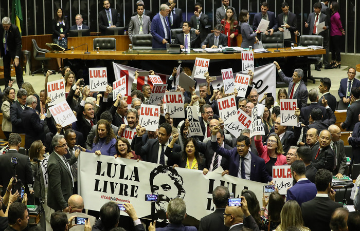 Os deputados do PT disseram que acionaro o Supremo Tribunal Federal e o Conselho Nacional de Justia. Foto: Lula Marques/Liderana do PT
