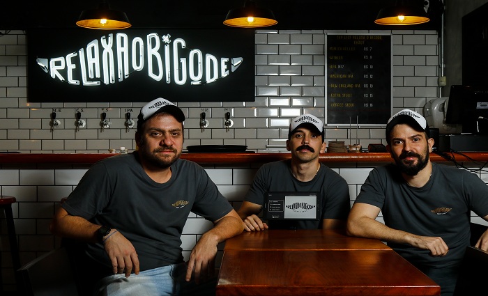 Sócios do negócio dizem que modelo otimiza em até 40% o tempo dos pedidos. Foto: Shilton Araújo / Esp. DP Sócios do negócio dizem que modelo otimiza em até 40% o tempo dos pedidos. Foto: Shilton Araújo / Esp. DP
