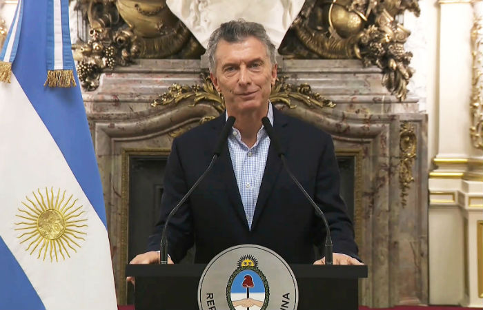 Macri tem sido apontado como dono de uma deciso correta e "ousada" ao optar pelo socorro clssico do FMI
Foto: HO / Argentinian Presidency / AFP