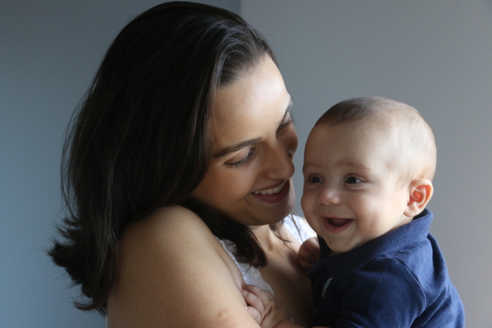 A obstetra Larissa teve o seu primeiro filho em janeiro de 2018. Foto: Gabriel Melo/Esp. Dp (Gabriel Melo/Esp. Dp)