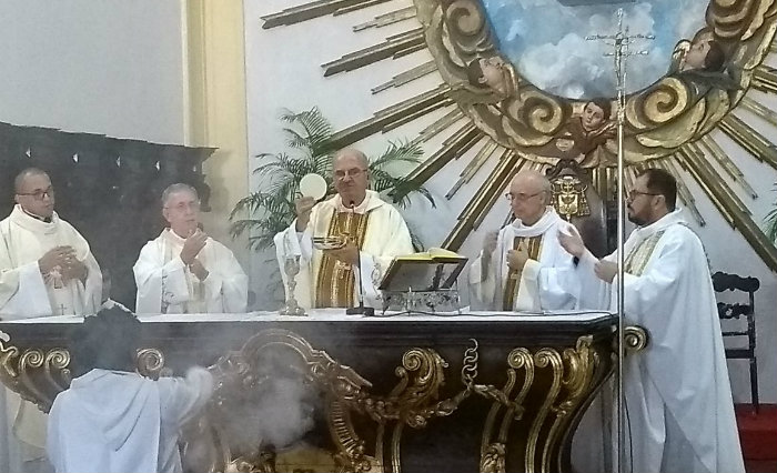 Arcebispo celebra dia das comunicaes. Foto: Luciana Falco/Ascon Arquidiocese