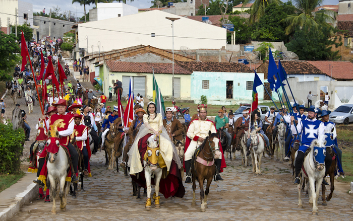 A concentrao dos cavaleiros e a sada do cortejo real ser no domingo (27), a partir das 5h, em frente  igreja. Foto: Henrique Santos/Divulgao