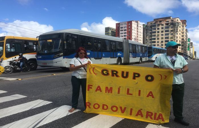 Grupo reivindica o dissdio coletivo, negociado com a categoria no ltimo trimestre de 2017 aps a greve. Foto: 
Thalyta Tavares 