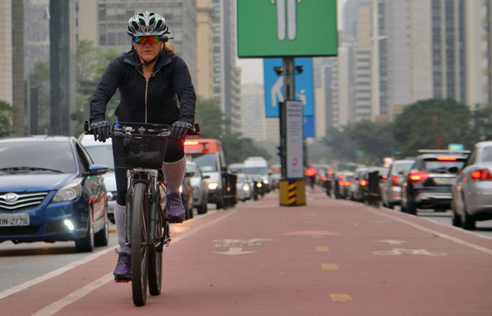 A partir do uso da bicicleta, seria possvel, segundo o estudo, reduzir o fator de risco da falta de atividade fsica para aparecimento de diabetes e doenas cardiovasculares. Foto: Rovena Rosa/Agncia Brasil