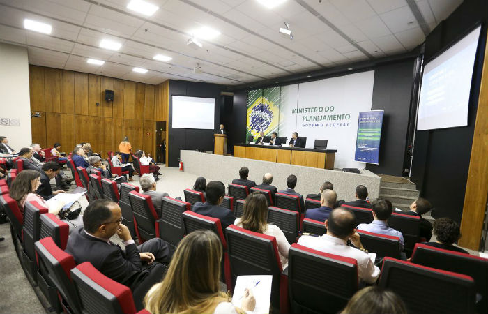 O Ministrio do Planejamento, Desenvolvimento e Gesto, o Banco Interamericano de Desenvolvimento (BID) e a Agncia Brasileira Gestora de Fundos Garantidores e Garantias (ABGF) realizam Workshop sobre a Gesto de Capital de Risco
Foto: Marcelo Camargo / Agncia Brasil