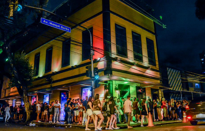 Fachada da Metrpole, que funciona h 16 anos na Rua das Ninfas. (Foto: Thiago Britto/Divulgao)