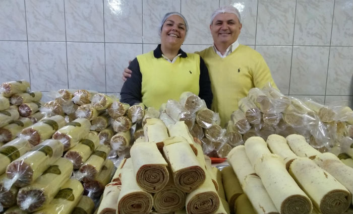 Oliveira e Karla adquiram know how ao longo de 20 anos e hoje conseguiram profissionalizar a empresa. Foto: Casa do Bolo de Rolo/Divulgao