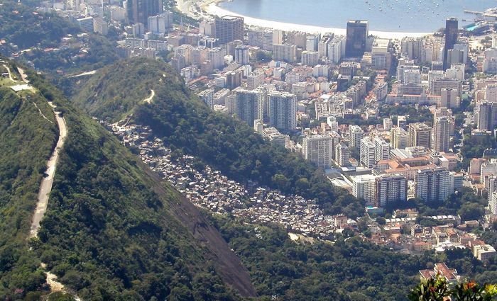  A favela foi a primeira a receber uma Unidade de Polcia Pacificadora. Foto: Reproduo/Internet 