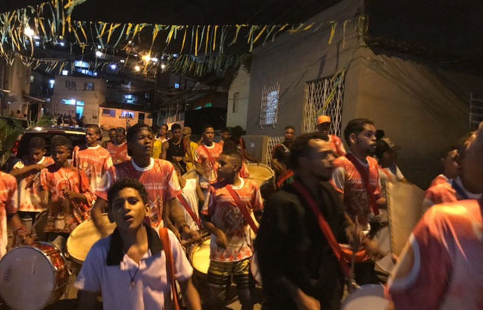 Maracatu Encanto da Alegria na Comunidade da Mangabeira, Zona Norte do Recife. Foto: Cortesia/WhatsApp