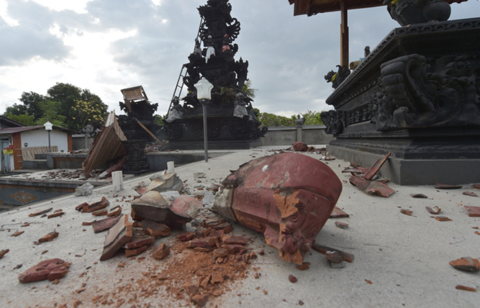 Desde o sismo de domingo, "houve 355 rplicas" de diferentes magnitudes. Foto: ADEK BERRY / AFP